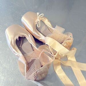 Bloch Heritage Pointe Shoes